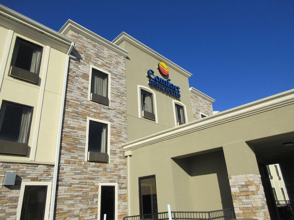 Sonesta Essential - Baton Rouge Airport Hotel Exterior photo